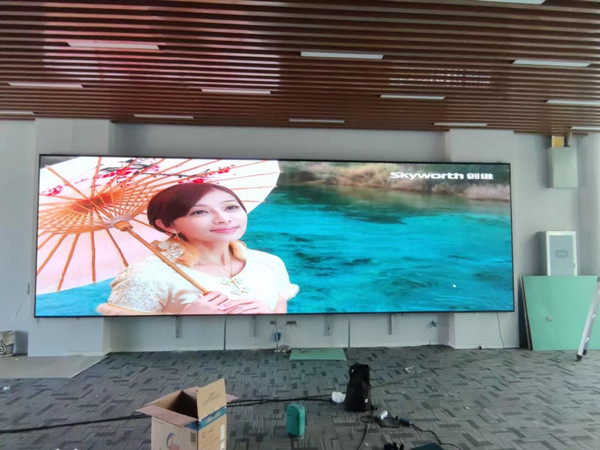 龙州P1.53led小间距屏安装案例